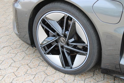 Audi e-tron GT quattro