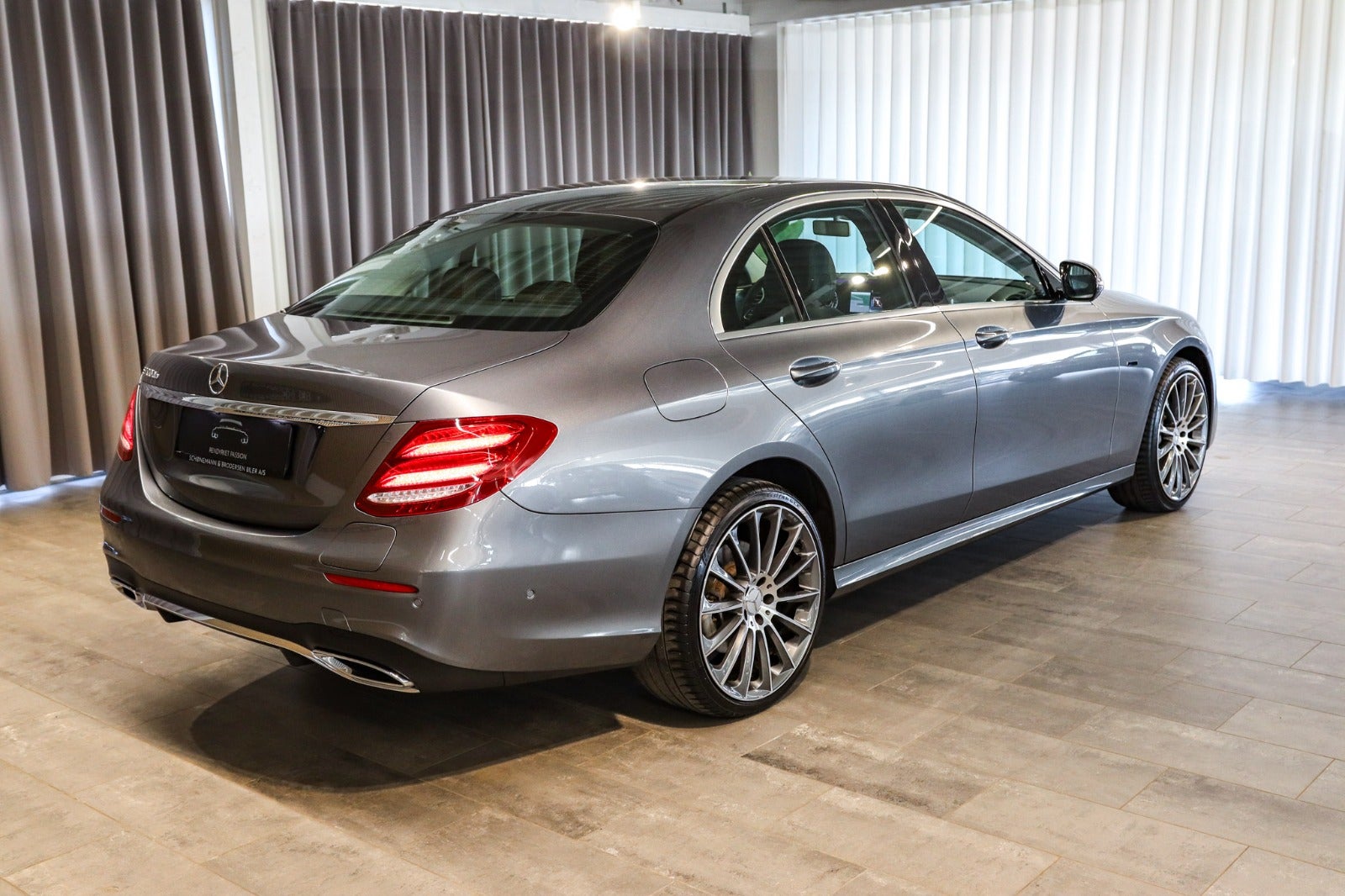Billede af Mercedes E300 de 2,0 AMG Line aut.