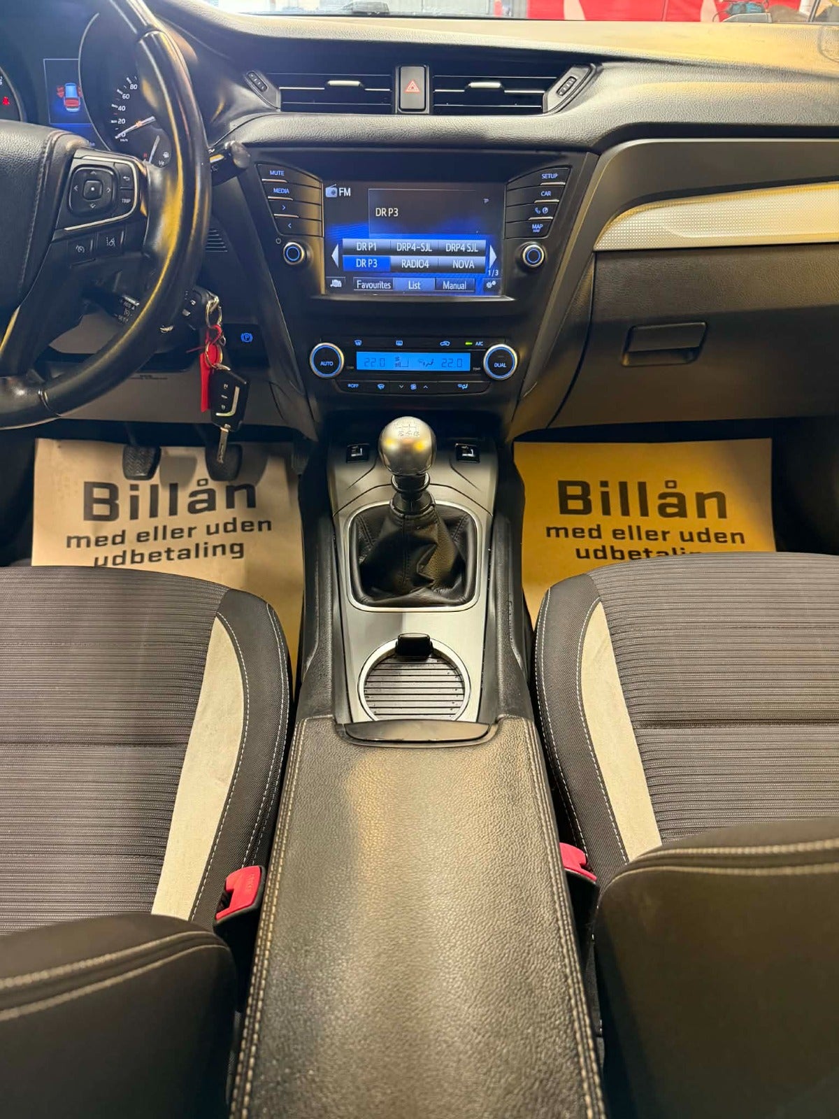 Billede af Toyota Avensis 1,8 VVT-i T2 Touring Sports