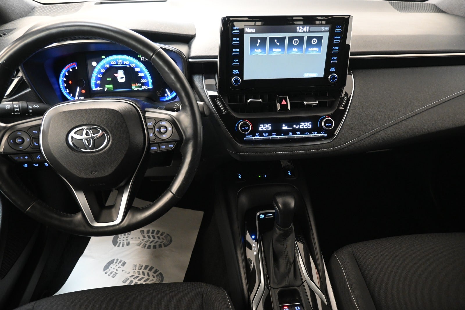 Toyota Corolla Hybrid H3 Smart Touring Sports MDS