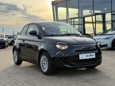 Fiat 500e Action