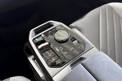 BMW iX xDrive45 M-Sport