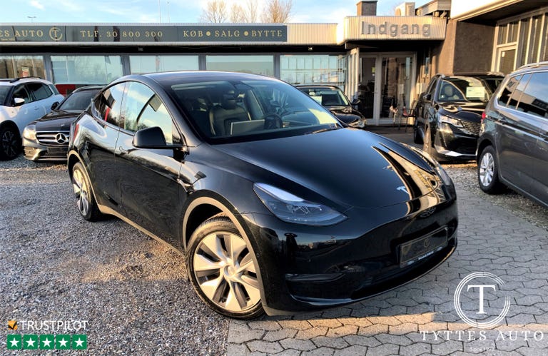 Tesla Model Y Long Range AWD