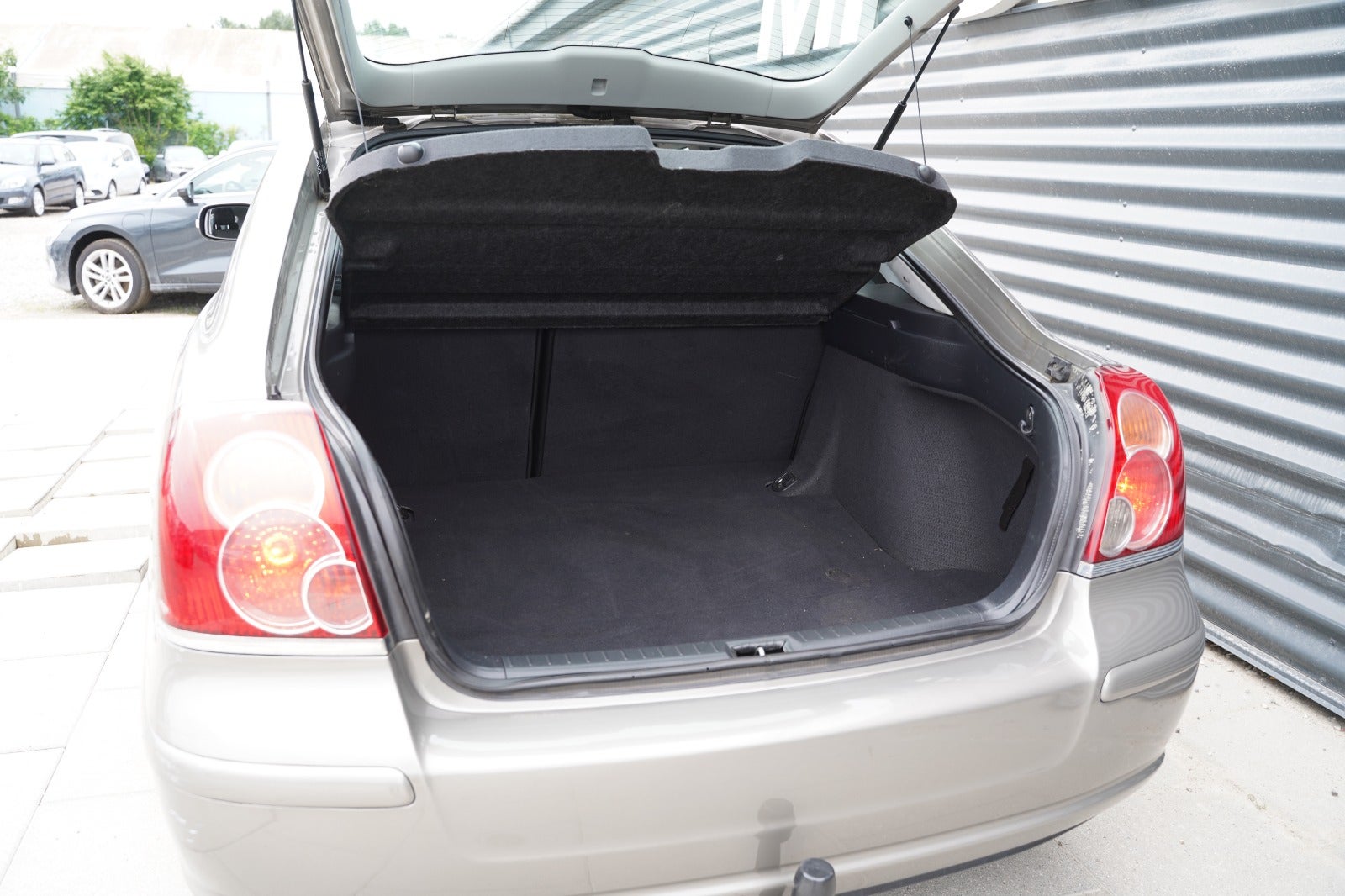 Billede af Toyota Avensis 1,8 VVT-i Sol