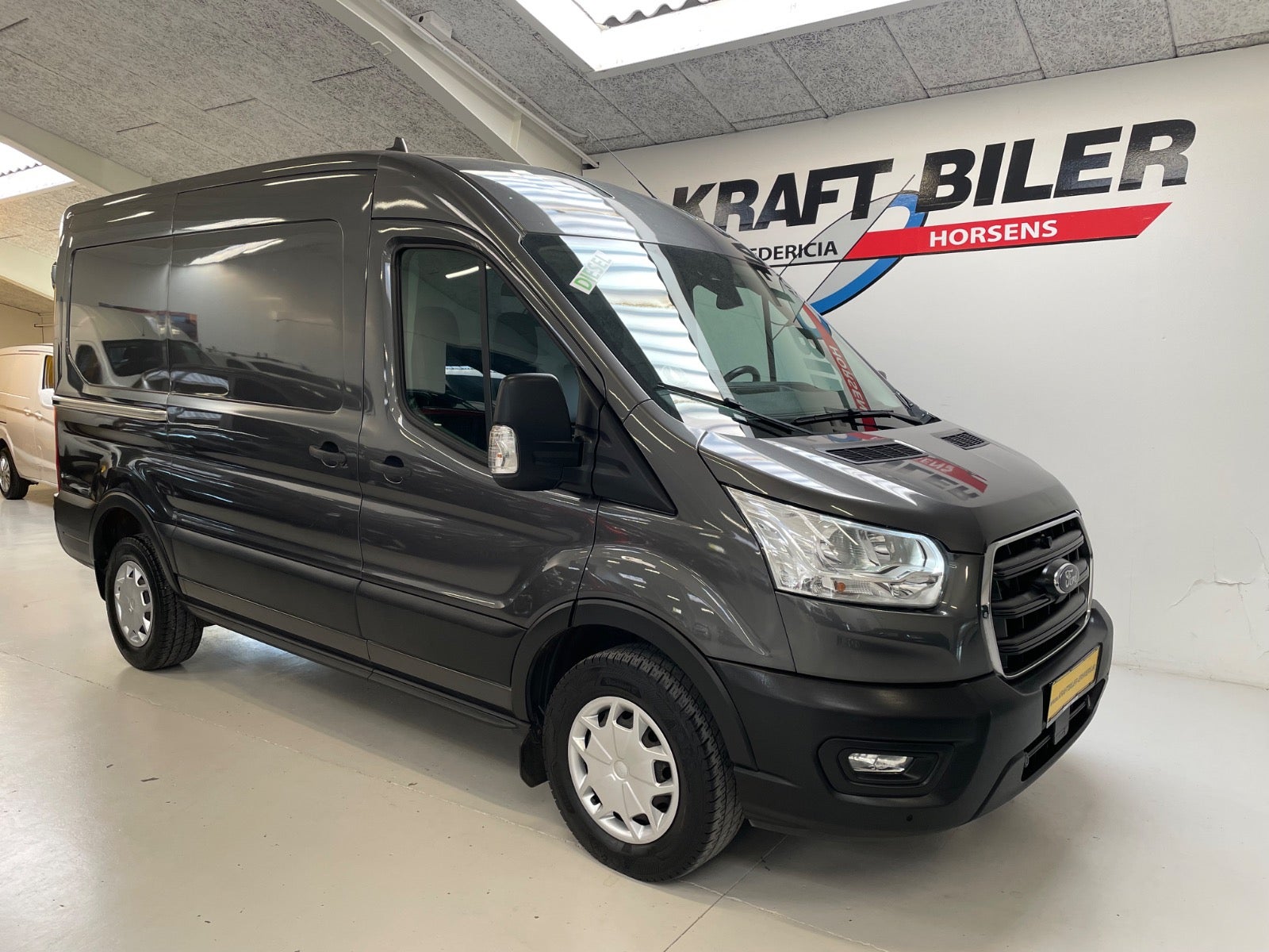 Billede af Ford Transit 350 L2 Van 2,0 TDCi 170 Trend H2 FWD