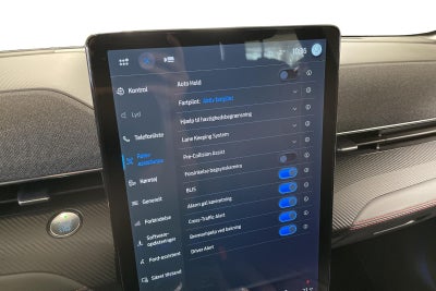 Ford Mustang Mach-E Premium Extended Range AWD