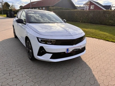 Opel Astra-e 54 Ultimate 5d
