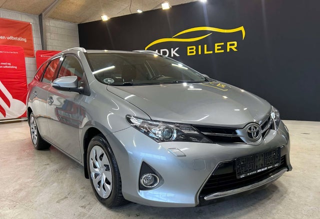 Toyota Auris 1,6 T1+ Touring Sports