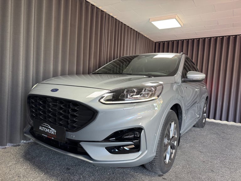Ford Kuga PHEV ST-Line X CVT