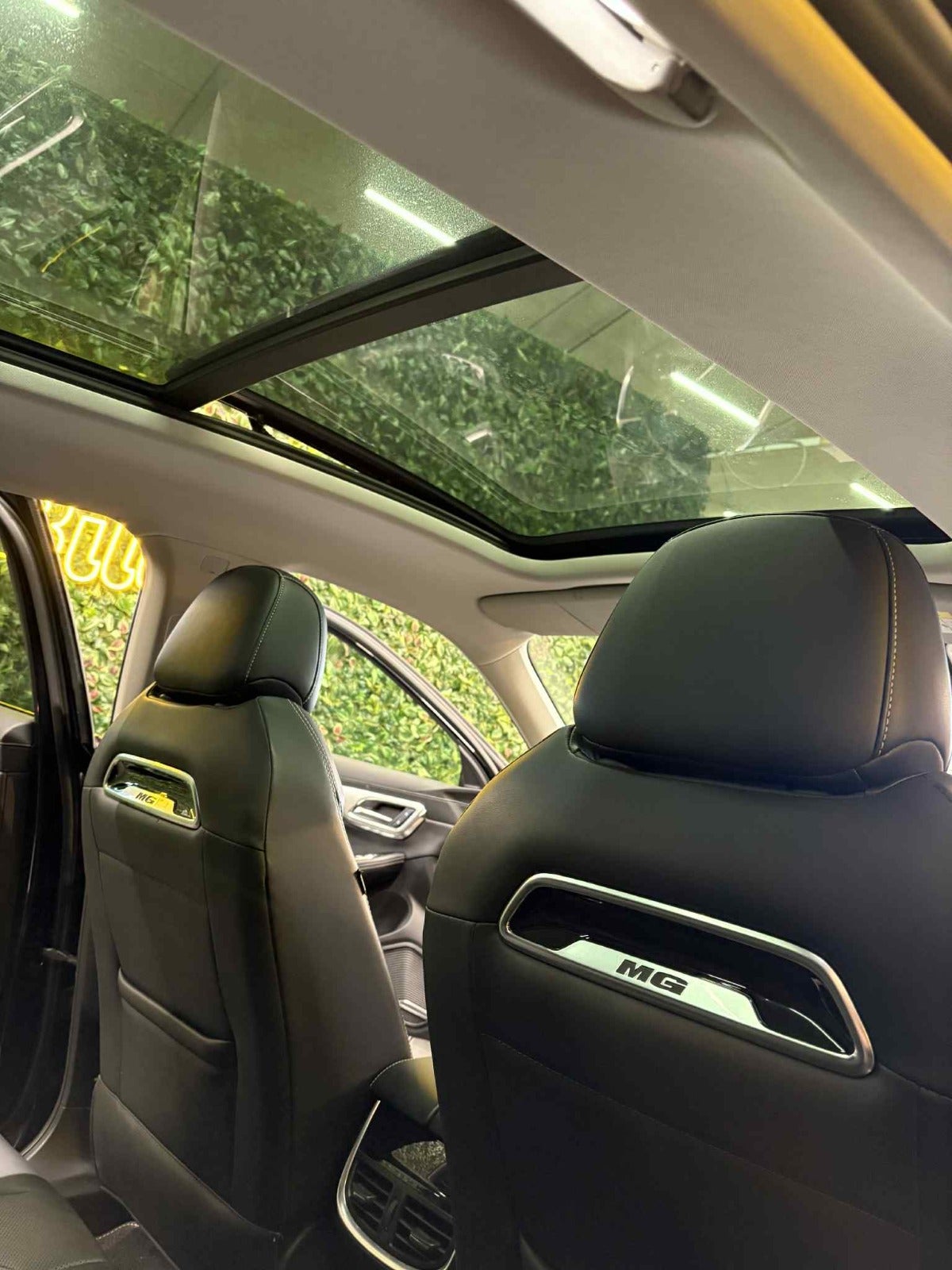 Billede af MG Marvel R  Luxury