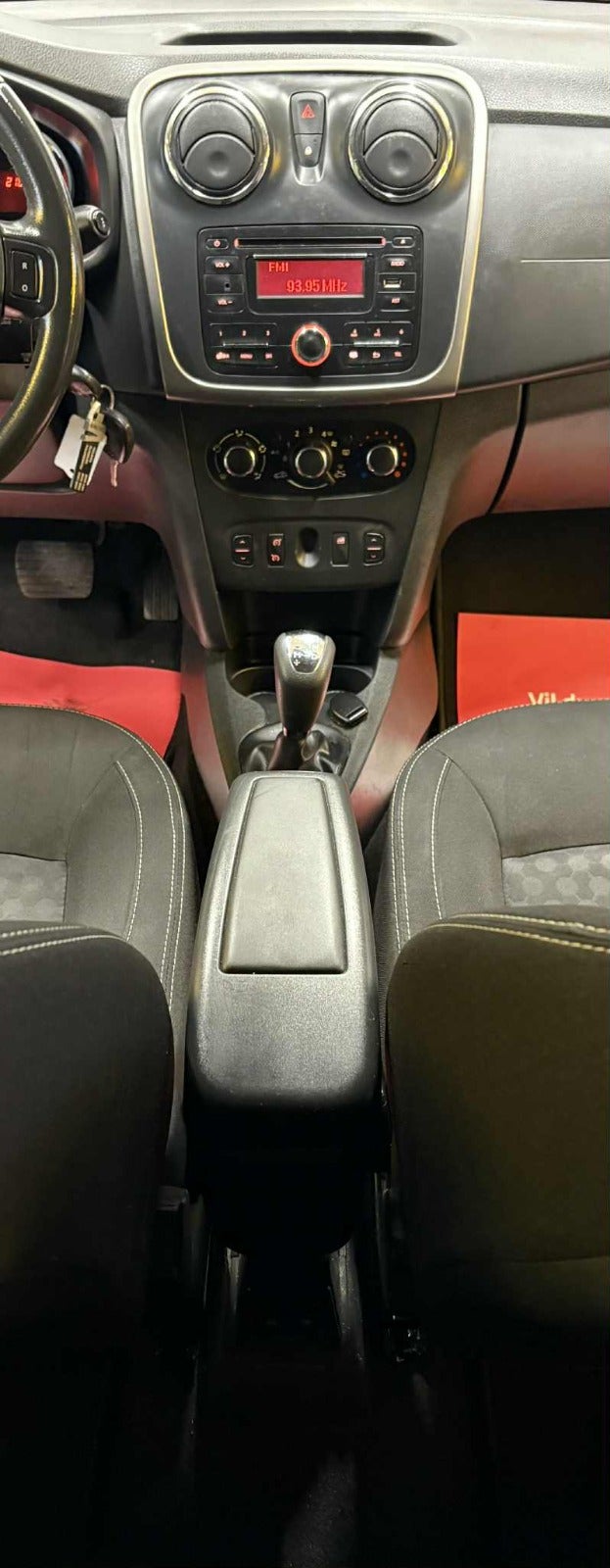 Billede af Dacia Logan 0,9 TCe 90 Laureate MCV Easy-R