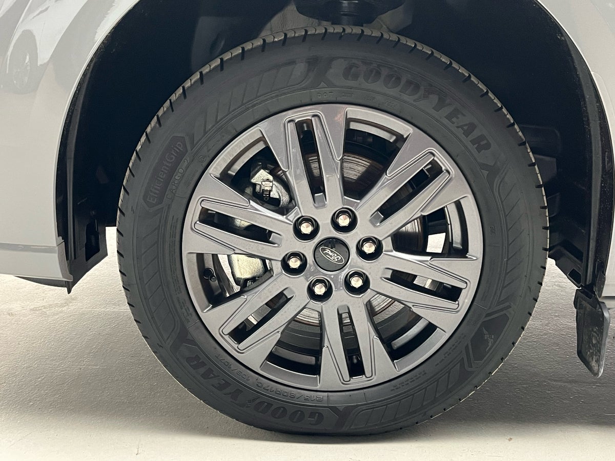 Ford E-Transit Custom 340L Limited billede 10