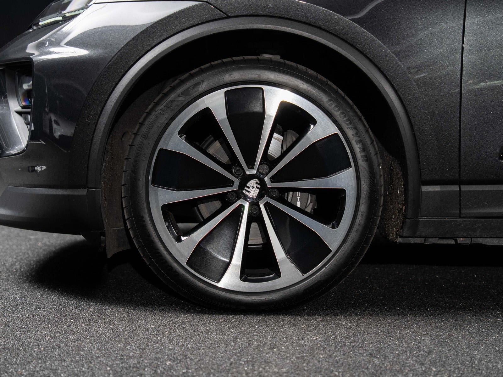 Gallery image 5 of 17