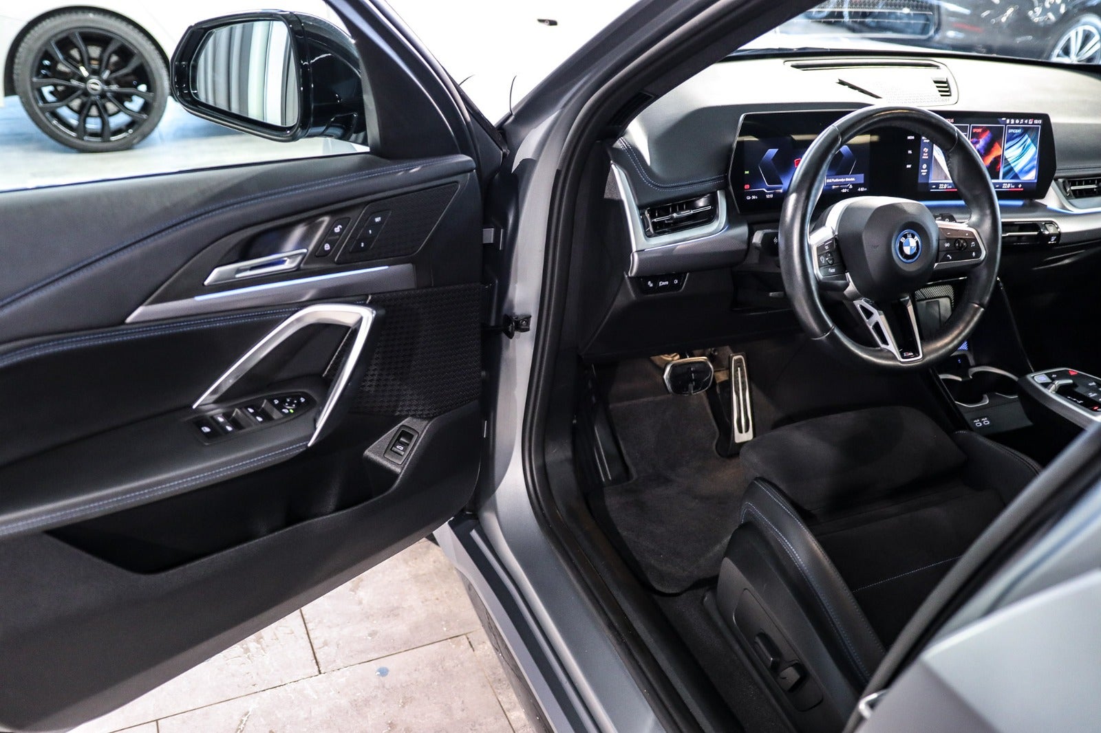 Billede af BMW iX1 xDrive30 M-Sport Premium