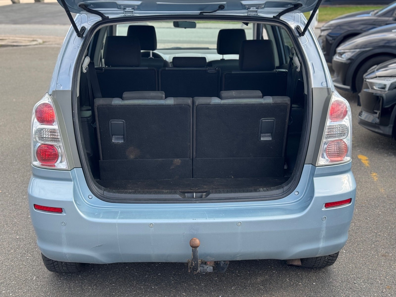 Billede af Toyota Corolla Verso 2,2 D-4D 136 Sol 7prs
