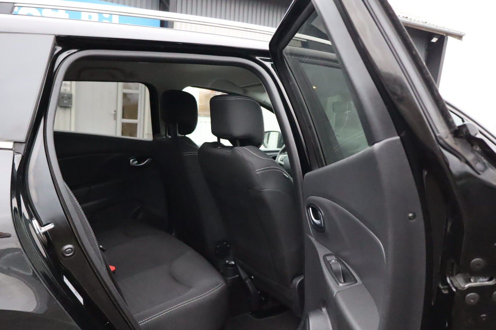 Billede af Renault Clio IV 1,5 dCi 90 Limited Sport Tourer