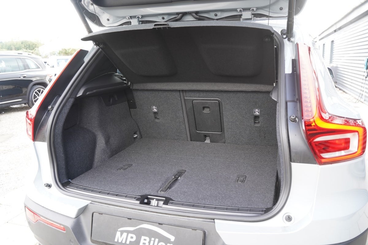 Billede af Volvo EX40  Twin Performance Plus