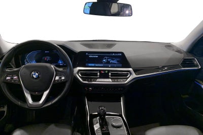 BMW 330e Touring Sport Line aut.