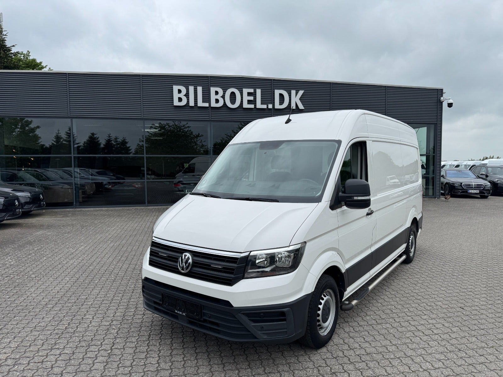 VW Crafter 35 TDi 140 Kassevogn L3H2 aut.