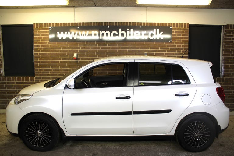 Toyota Urban Cruiser VVT-i T1