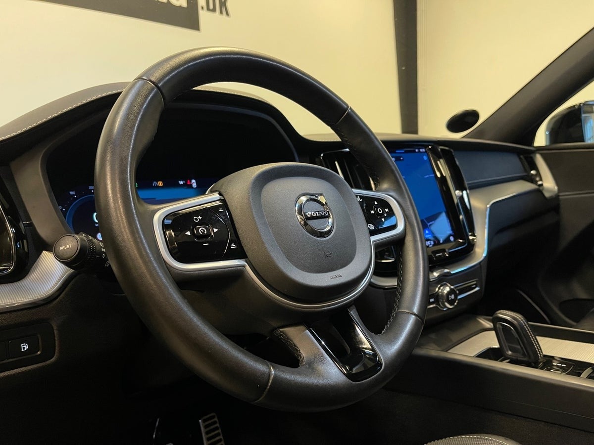 Volvo XC60 T6 ReCharge R-Design aut. AWD