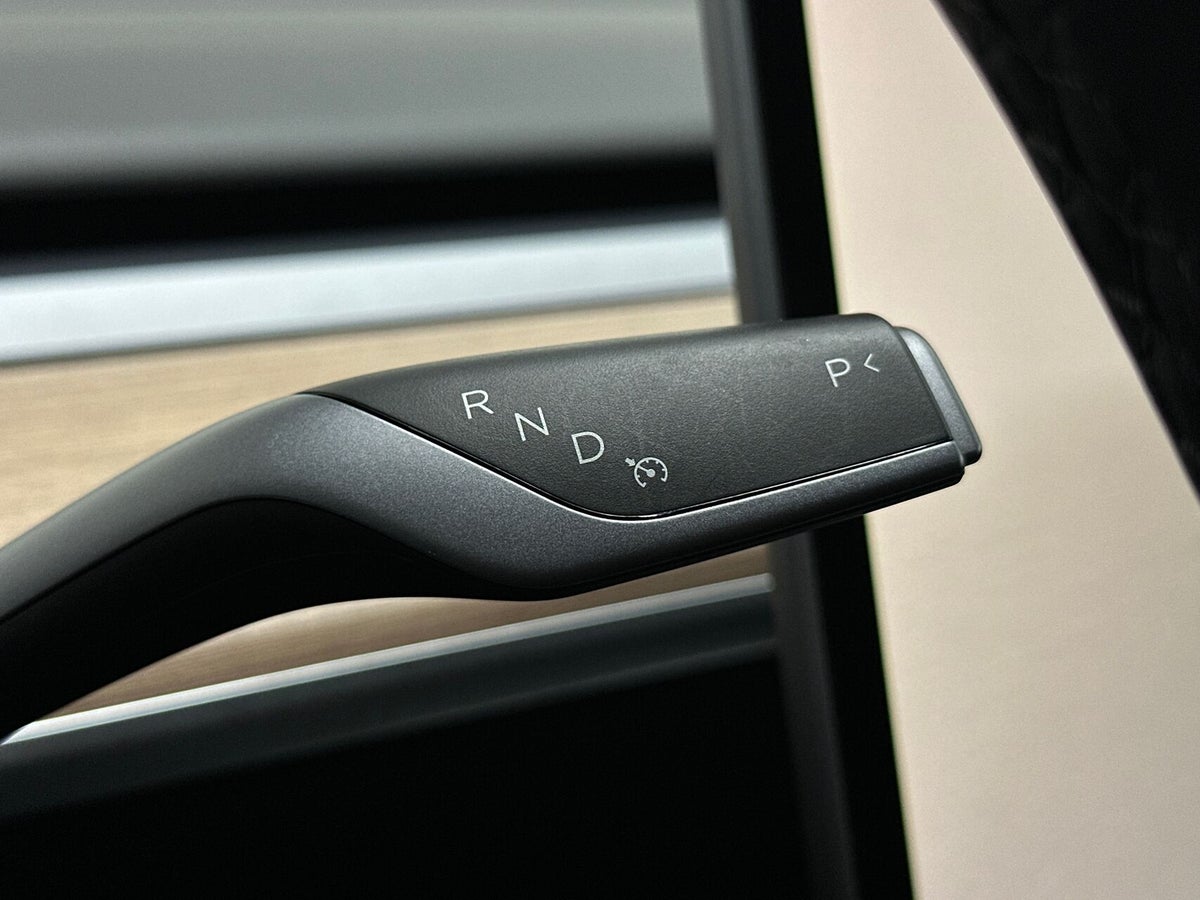 Tesla Model Y Long Range AWD billede 14