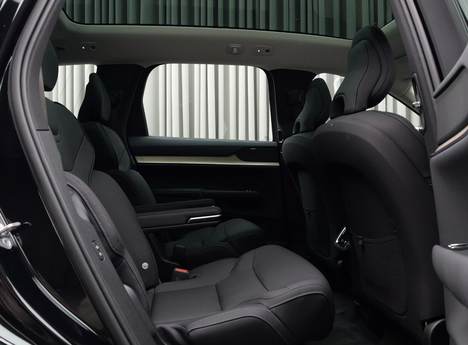 Volvo EX90 Plus 7prs