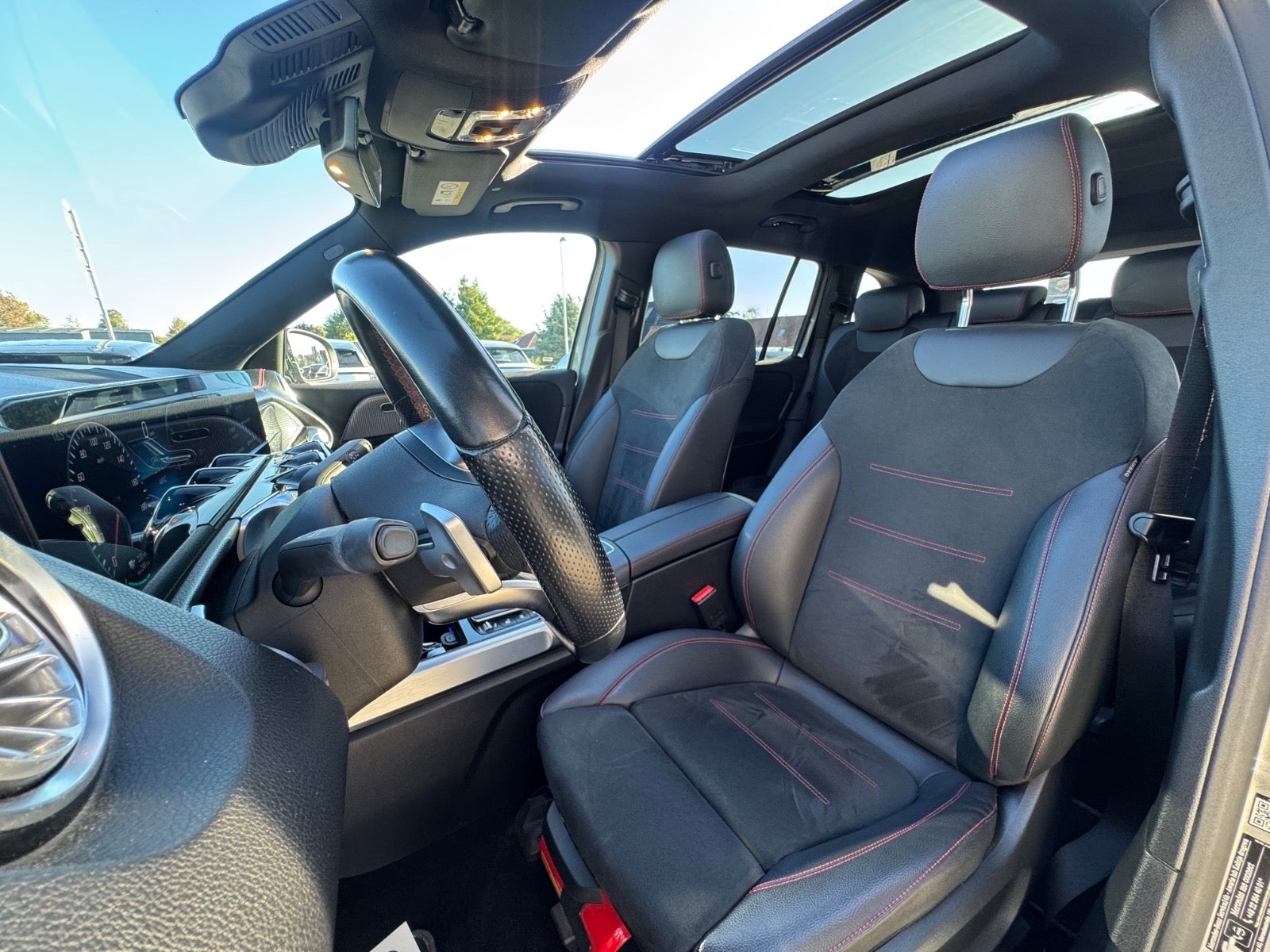 Billede af Mercedes EQB300  AMG Line 4Matic