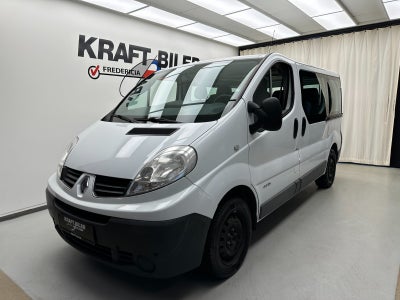 Renault Trafic T29 2,0 dCi 115 L2H1 Kombi 4d