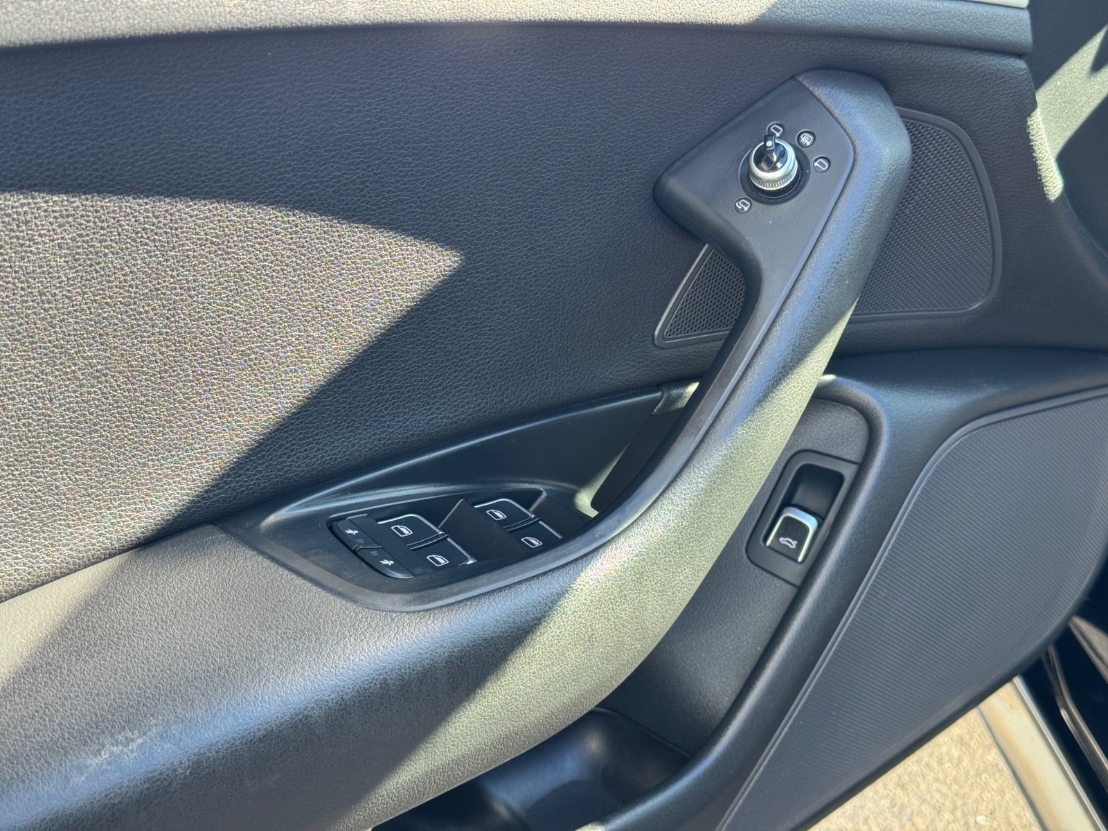 Billede af Audi A6 3,0 TDi 218 S-line Avant S-tr.