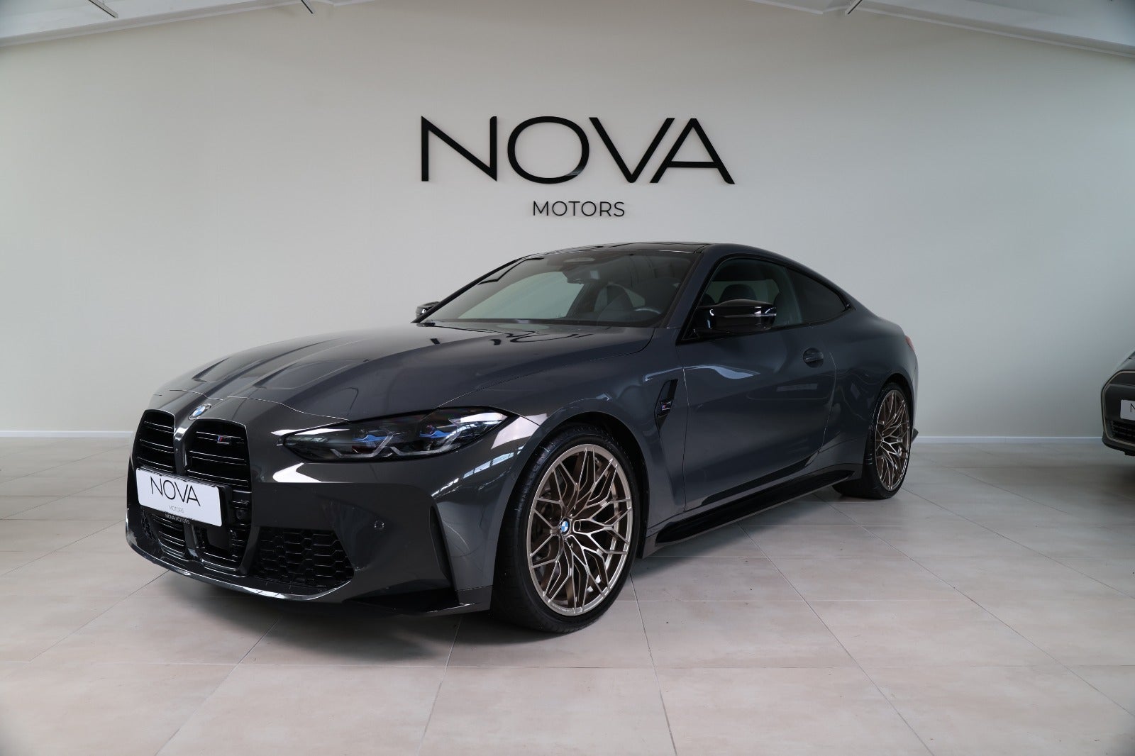 BMW M4 3,0 Coupé Competition xDrive aut. 2d - 1