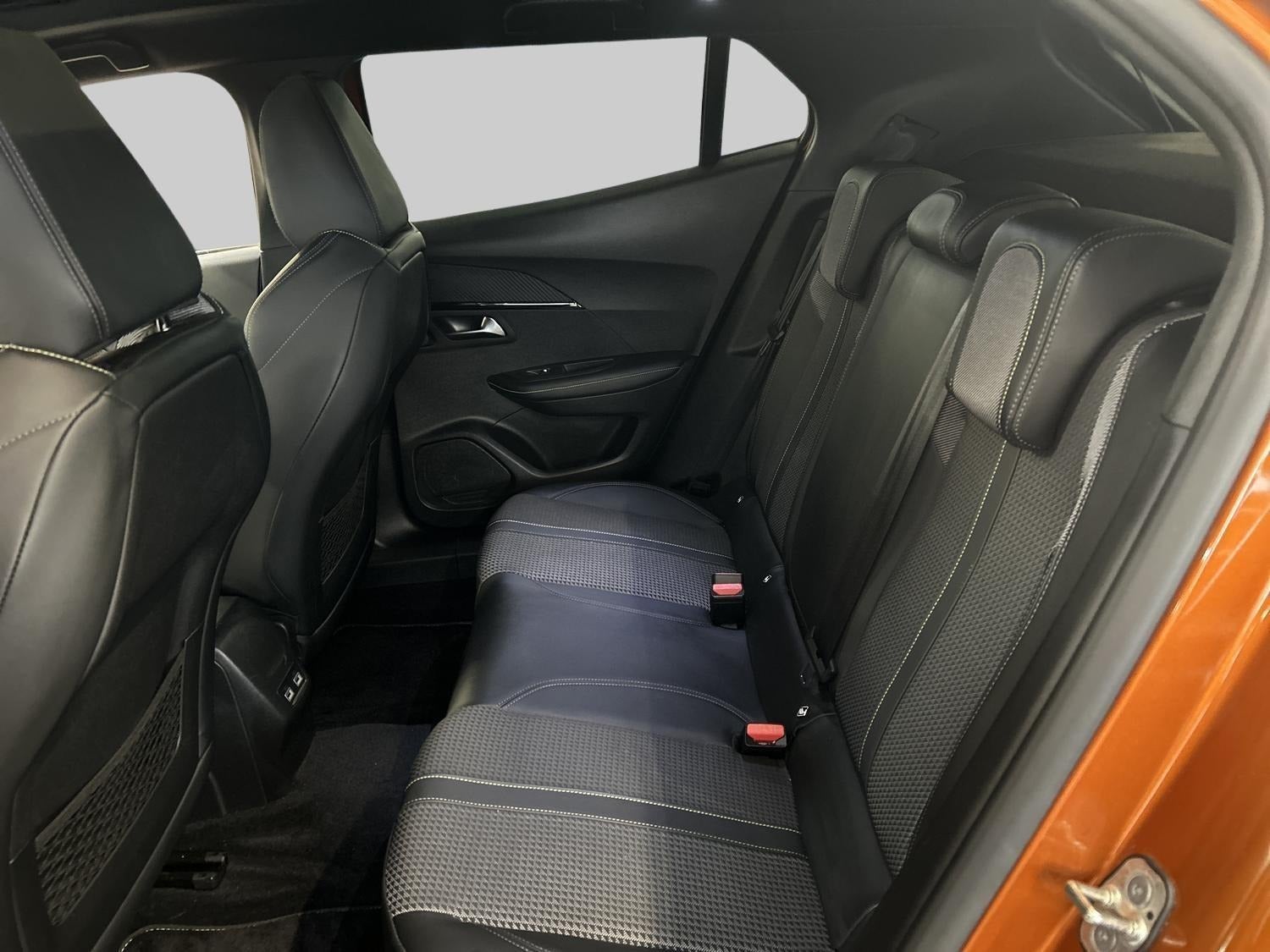 Billede af Peugeot e-2008 50 GT