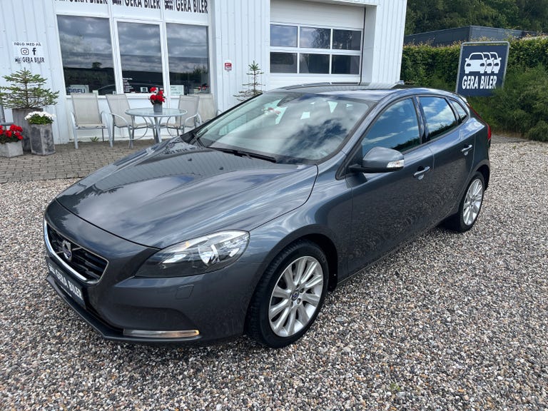 Volvo V40 D2 115 Kinetic aut.