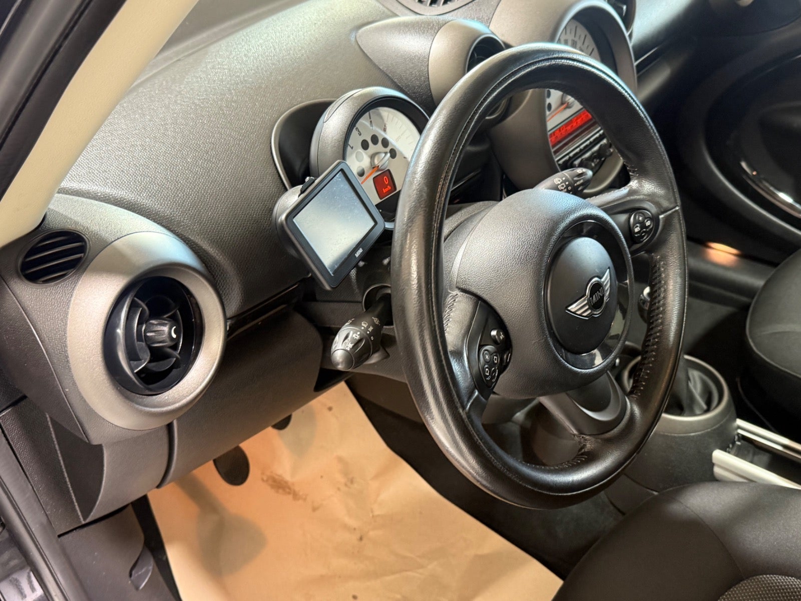 MINI Countryman One D