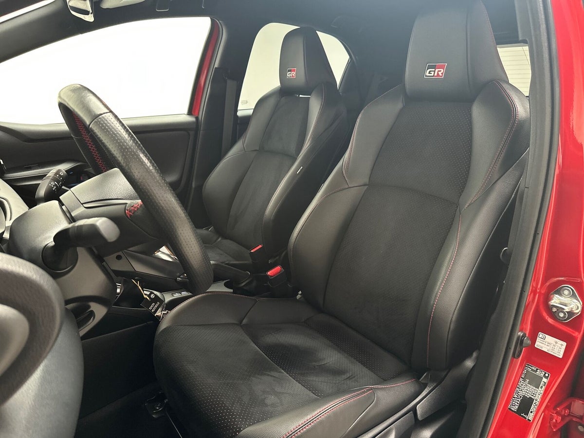 Toyota Yaris GR Sport billede 18