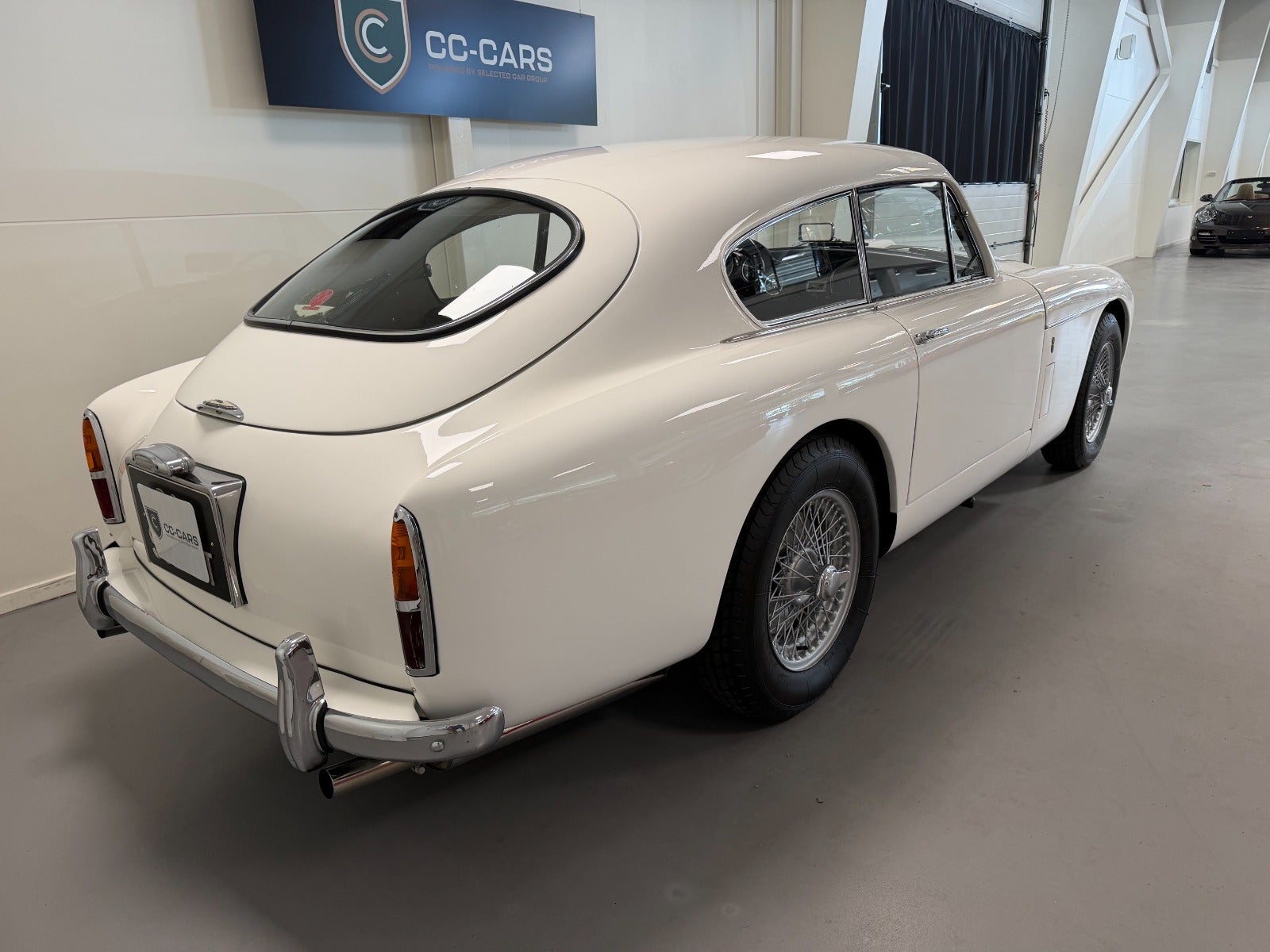 Aston Martin DB 2/4 2,9 Coupé