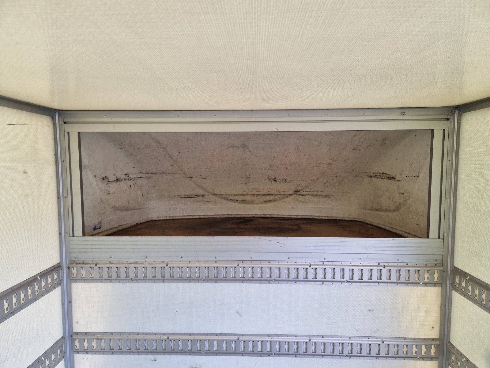 Billede af Renault Master IV T35 2,3 dCi 180 L2 Alukasse m/lift