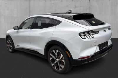 Ford Mustang Mach-E Premium Extended Range AWD - 2