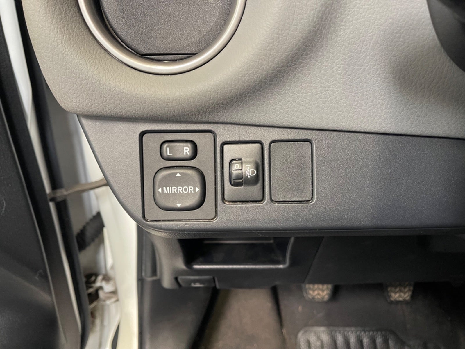 Billede af Toyota Yaris 1,0 VVT-i T2