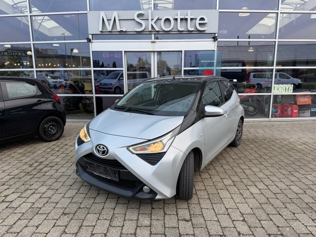 Toyota Aygo 1,0 VVT-i x-clusiv