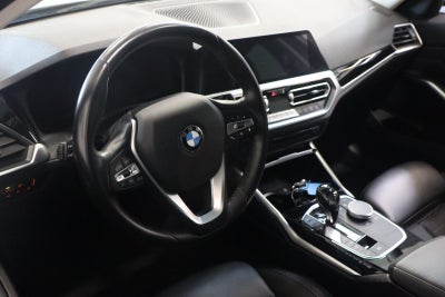 BMW 330e Touring Sport Line aut.