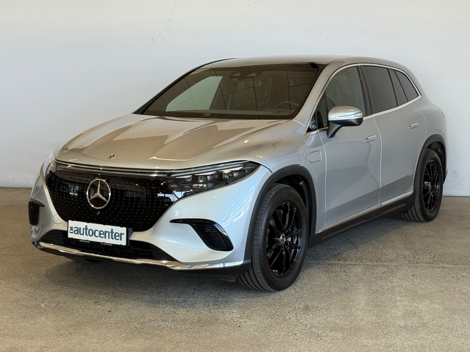 Mercedes EQS450+ SUV