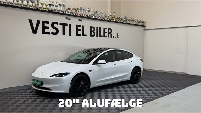Tesla Model 3 RWD