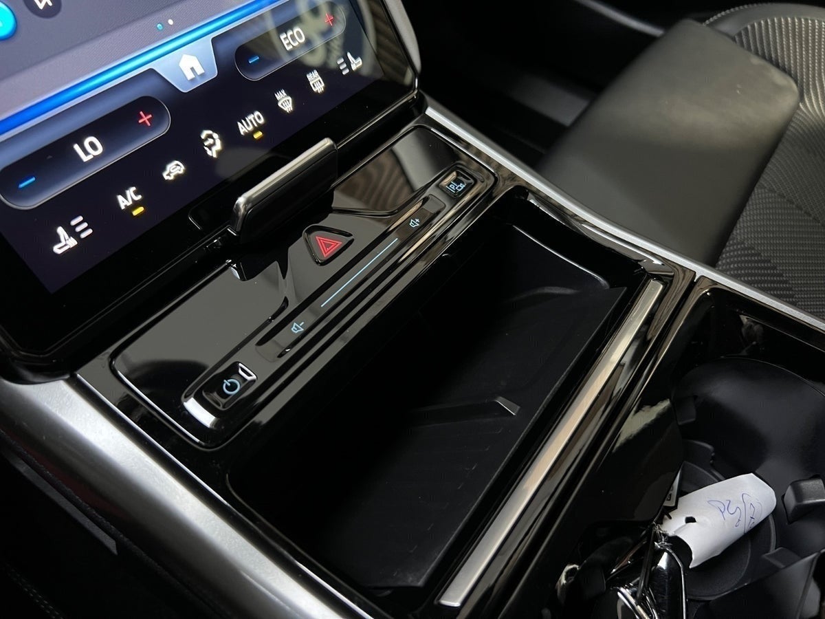 Ford Explorer Select Extended Range AWD