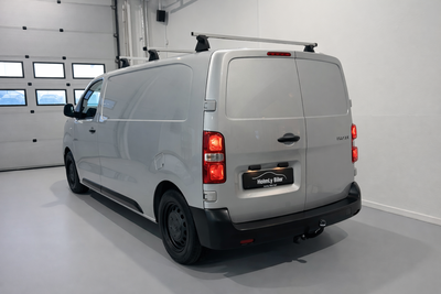 Toyota ProAce D 95 Medium Base+
