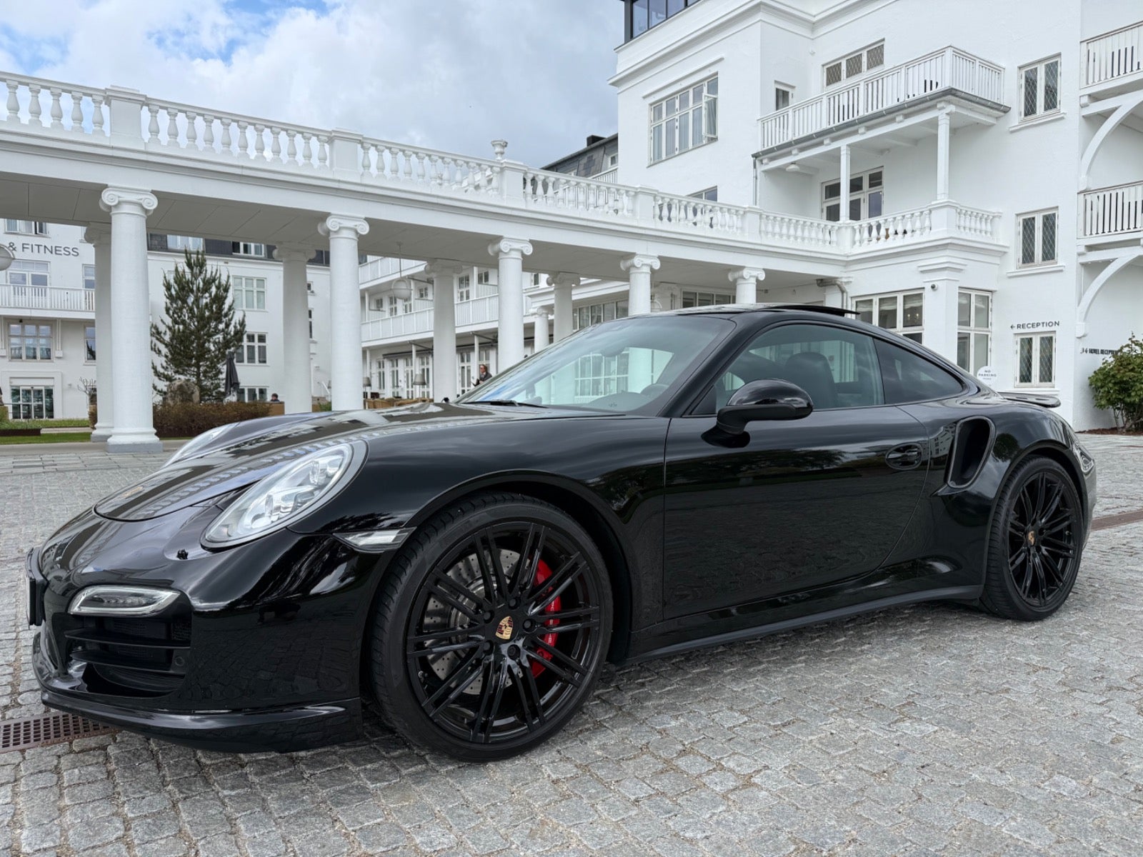 Porsche 911 Turbo 3,8 Coupé PDK 2d - 2