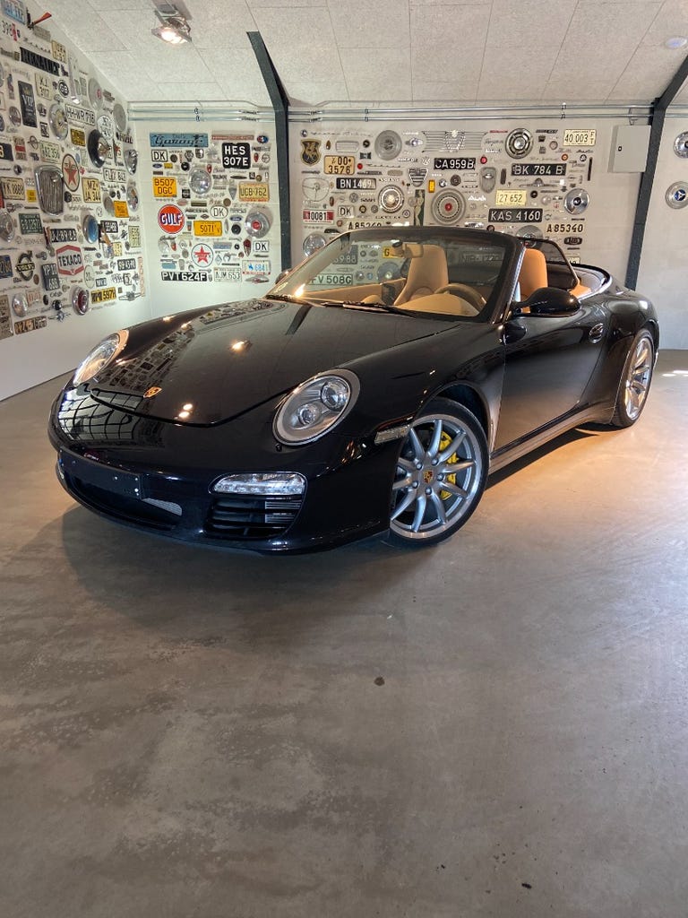 Porsche 911 Carrera 4S Cabriolet