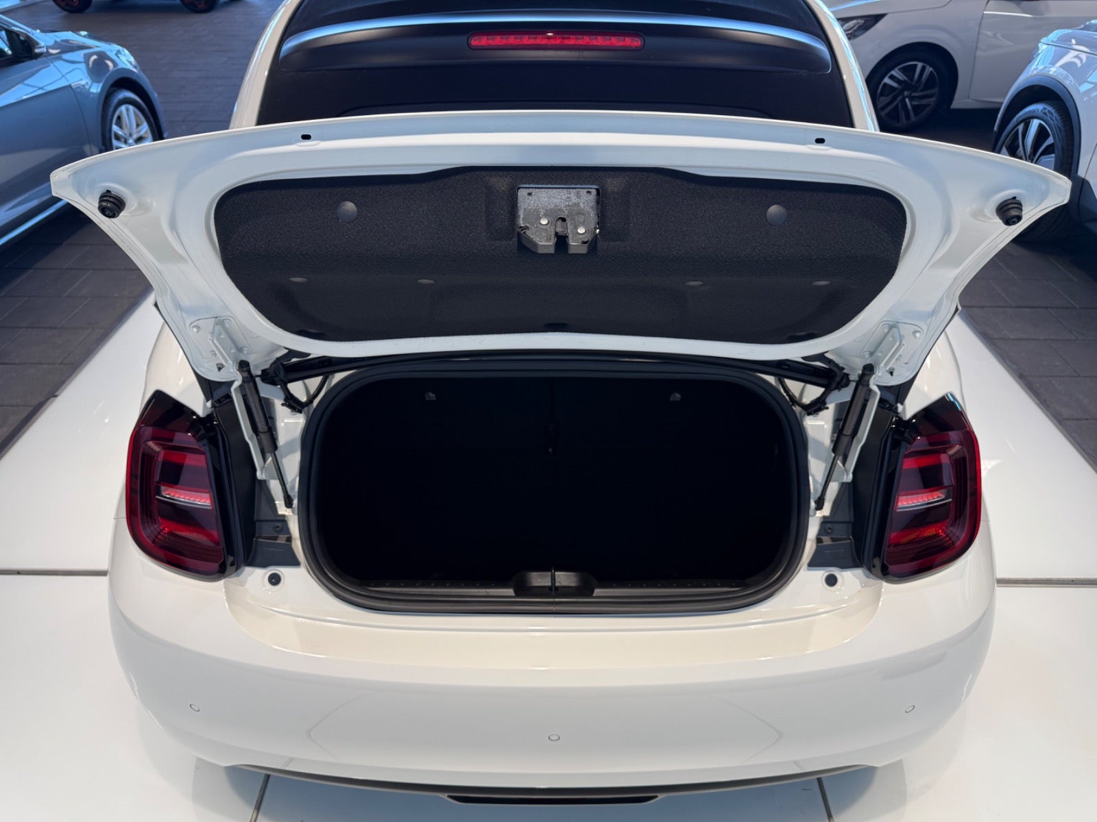 Billede af Fiat 500e 42 Comfort Pack Cabrio