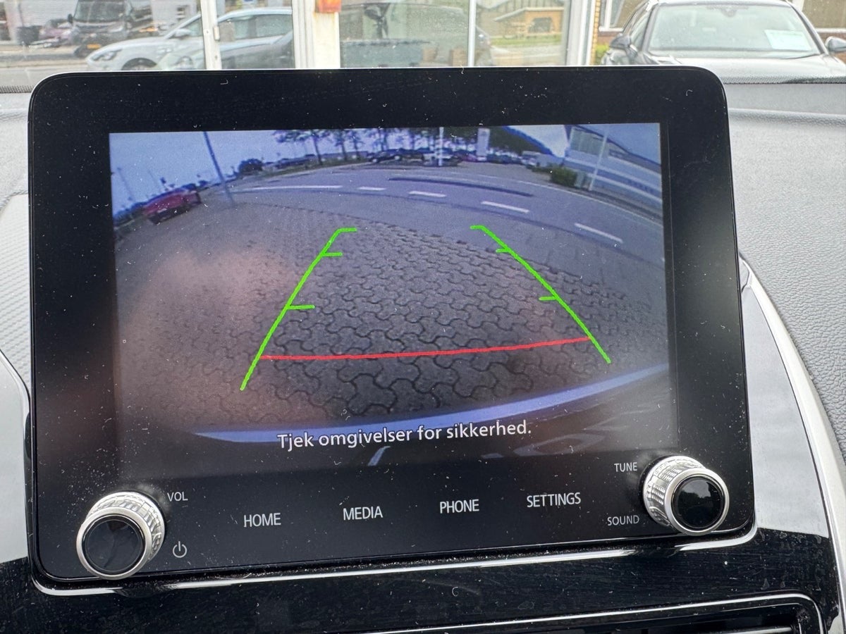 Mitsubishi Eclipse Cross PHEV Inform CVT 4WD