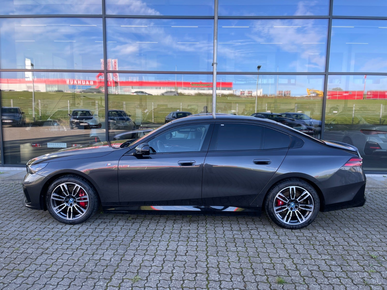 BMW i5 eDrive40 M-Sport 4d - 3